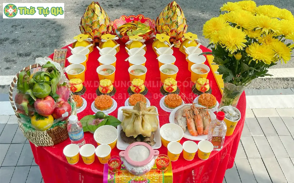 Lễ cúng Thần Tài ngày khai trương